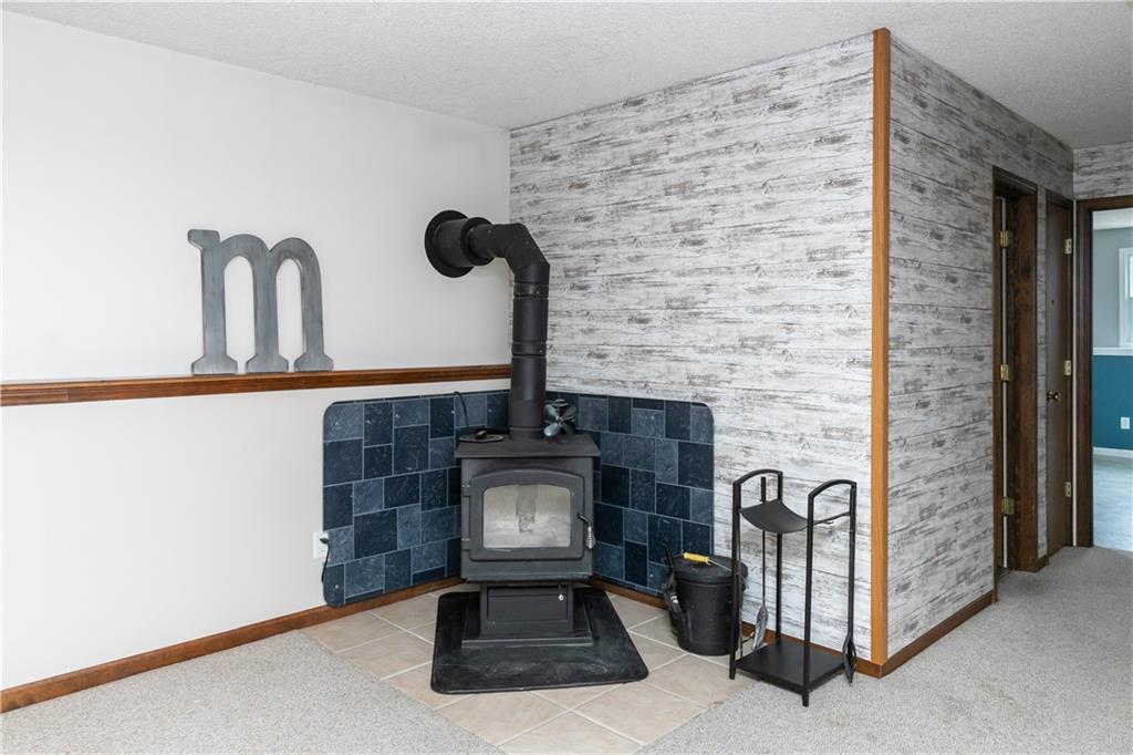 22215 Parallel Road Property Photo 63