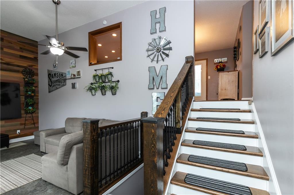 22215 Parallel Road Property Photo 64