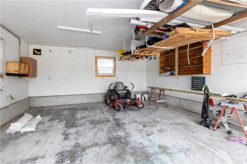 22215 Parallel Road Property Photo 65