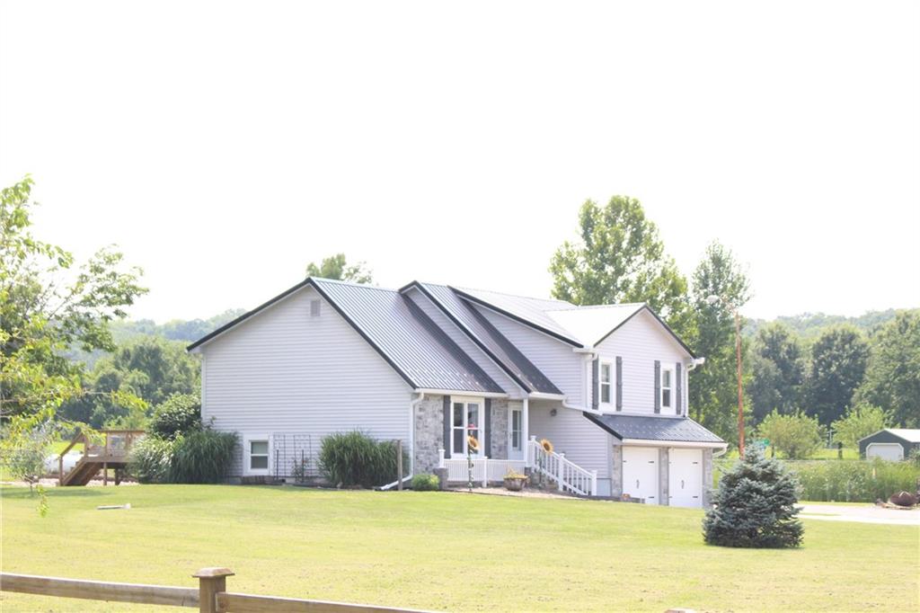 22215 Parallel Road Property Photo 74