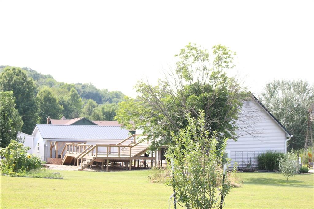 22215 Parallel Road Property Photo 75