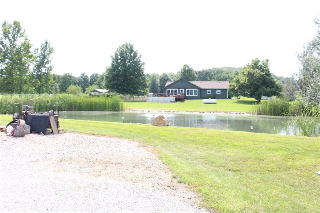 22215 Parallel Road Property Photo 86