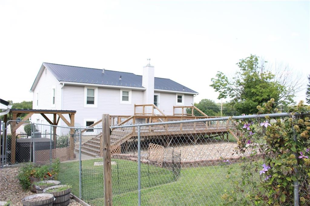 22215 Parallel Road Property Photo 90