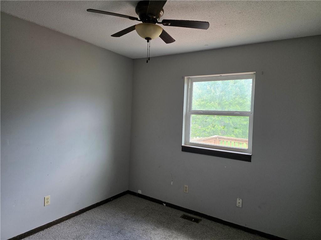 1421 S 6th Street Property Photo 4
