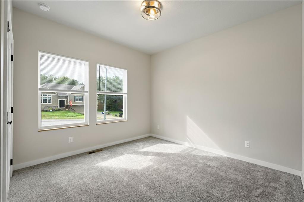 801 Colonial Drive Property Photo 15