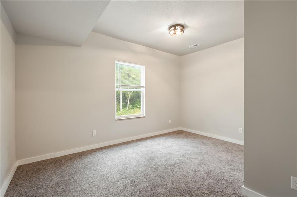 801 Colonial Drive Property Photo 21