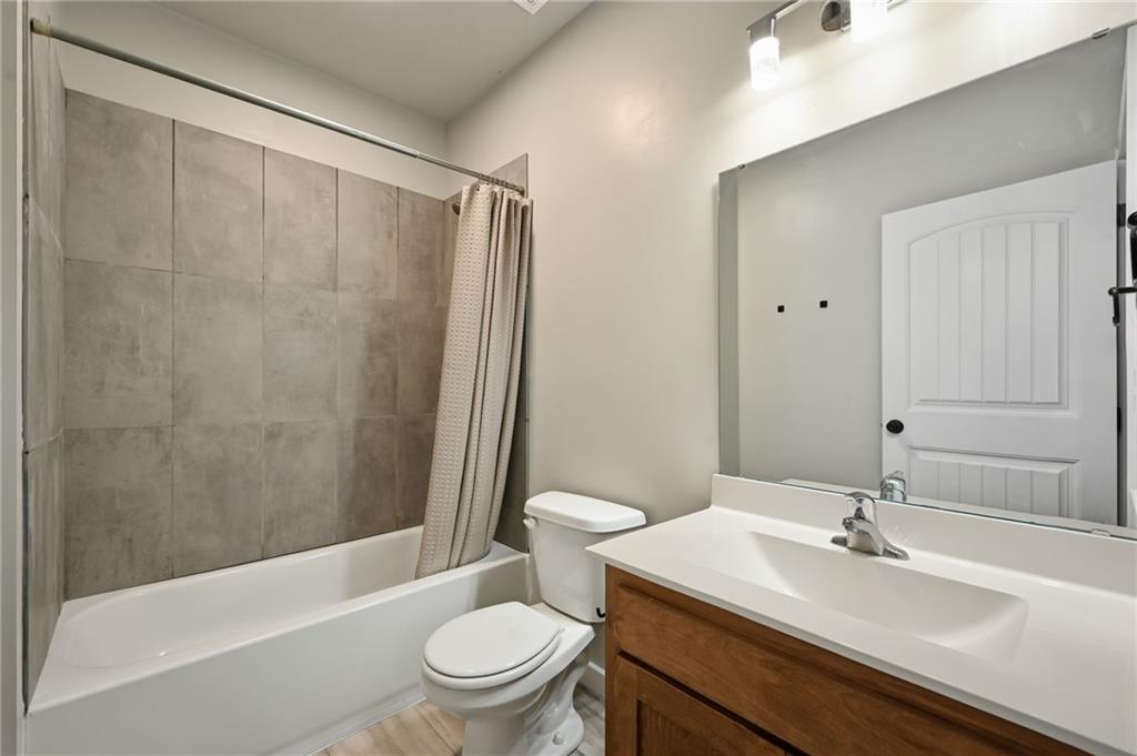 801 Colonial Drive Property Photo 22