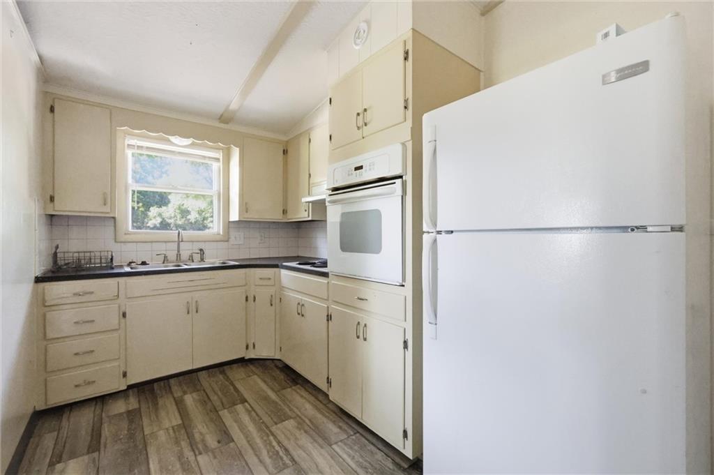 10819 E Westport Road Property Photo 7