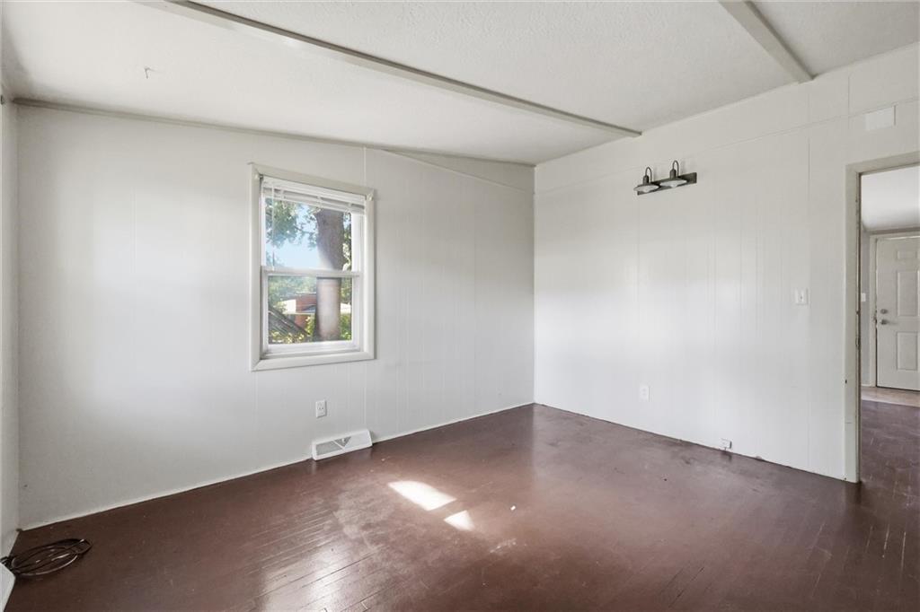 10819 E Westport Road Property Photo 14