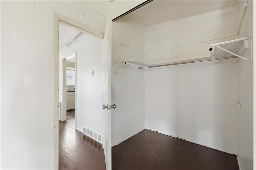 10819 E Westport Road Property Photo 15