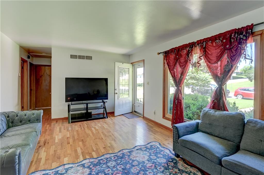 2111 N 33rd Street Property Photo 6