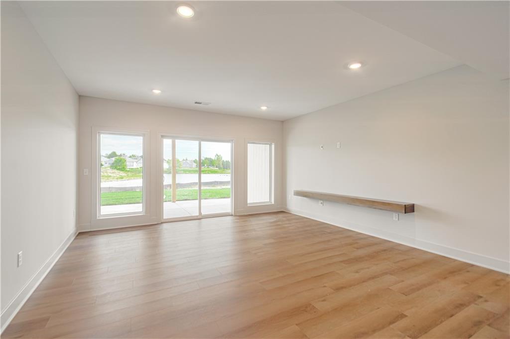2335 Foxtail Drive Property Photo 26