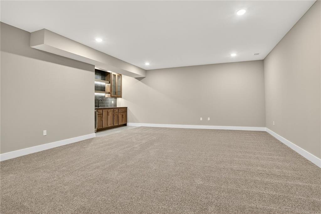 22192 W 116th Terrace Property Photo 45