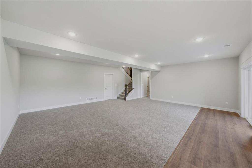 22194 W 116th Terrace Property Photo 22