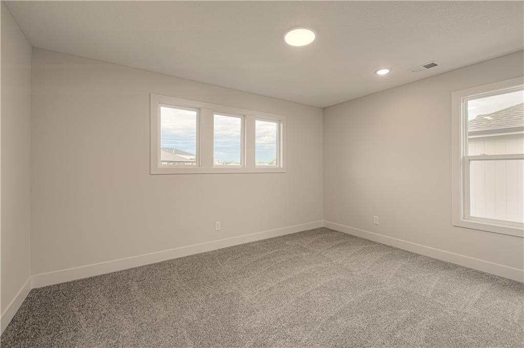 16965 W 172nd Terrace Property Photo 37