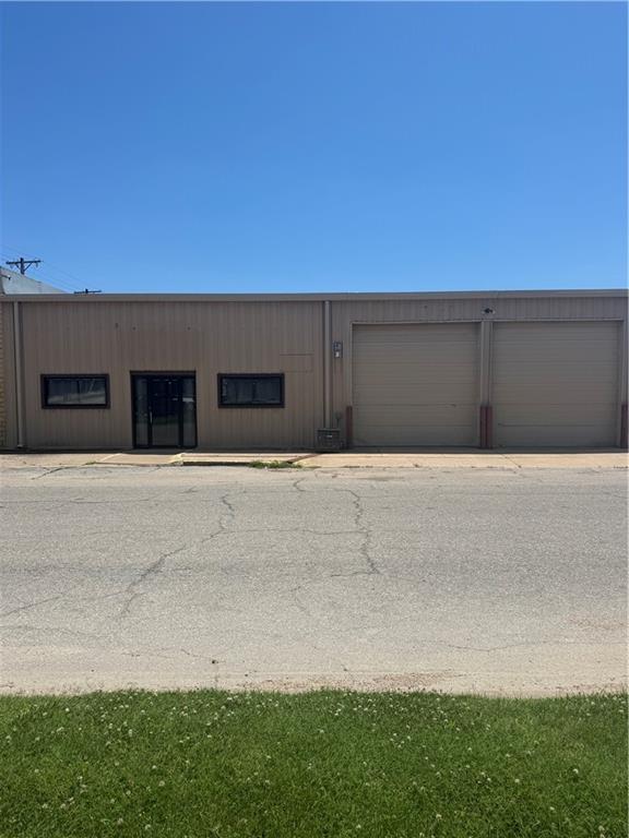 104 E 1st N/a Property Photo 3