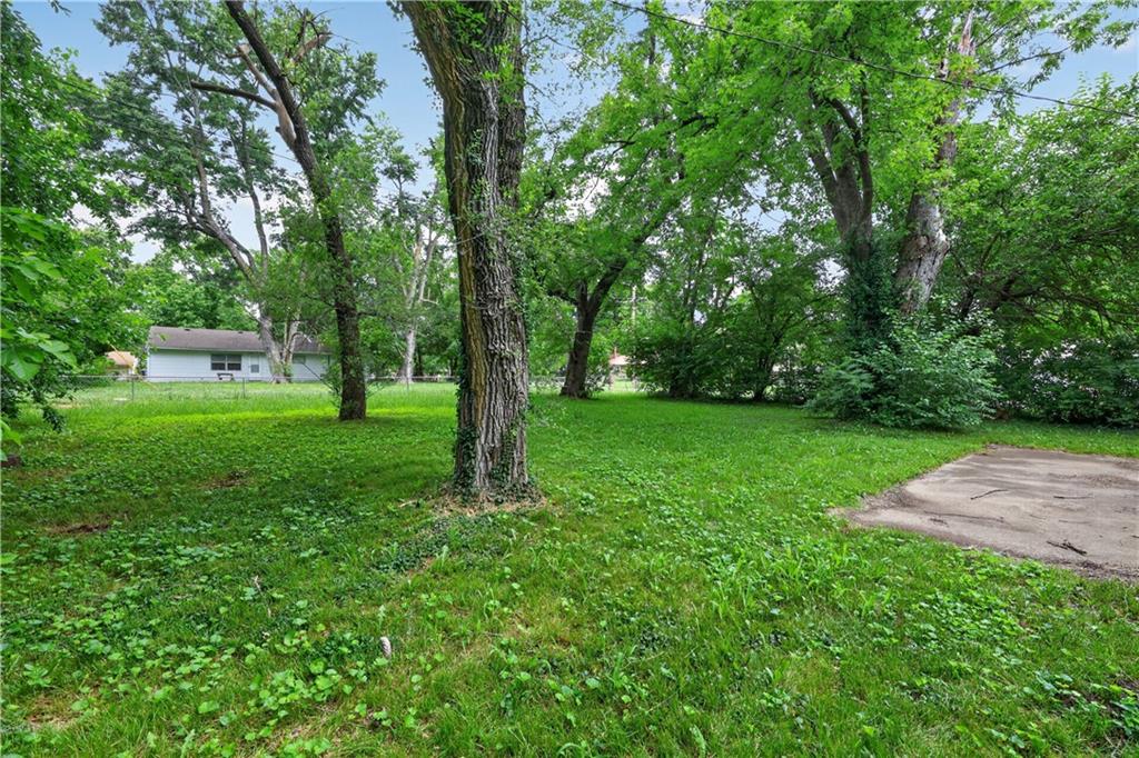 11200 Bristol Terrace Property Photo 6