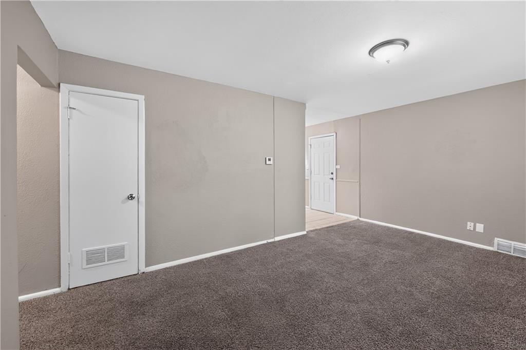 11200 Bristol Terrace Property Photo 10