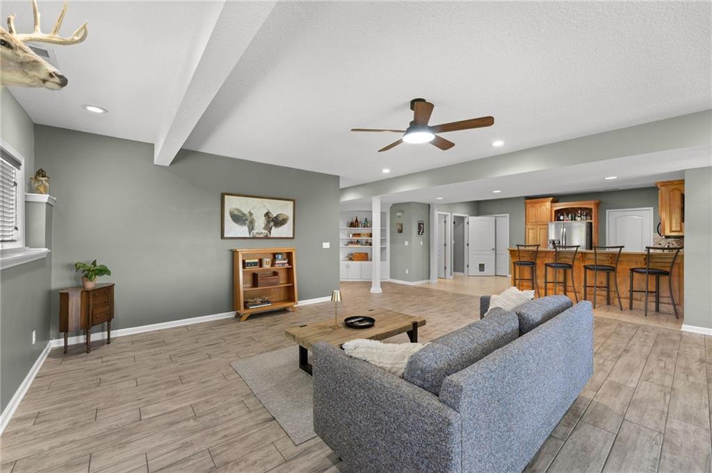 28265 Overbrook Road Property Photo 40