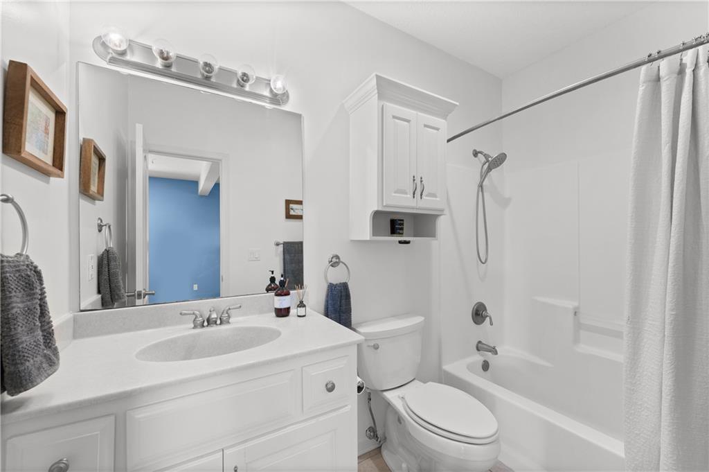 28265 Overbrook Road Property Photo 44