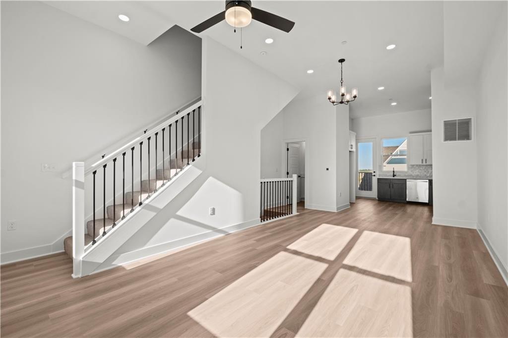 459 Sw Longview Boulevard Property Photo 5