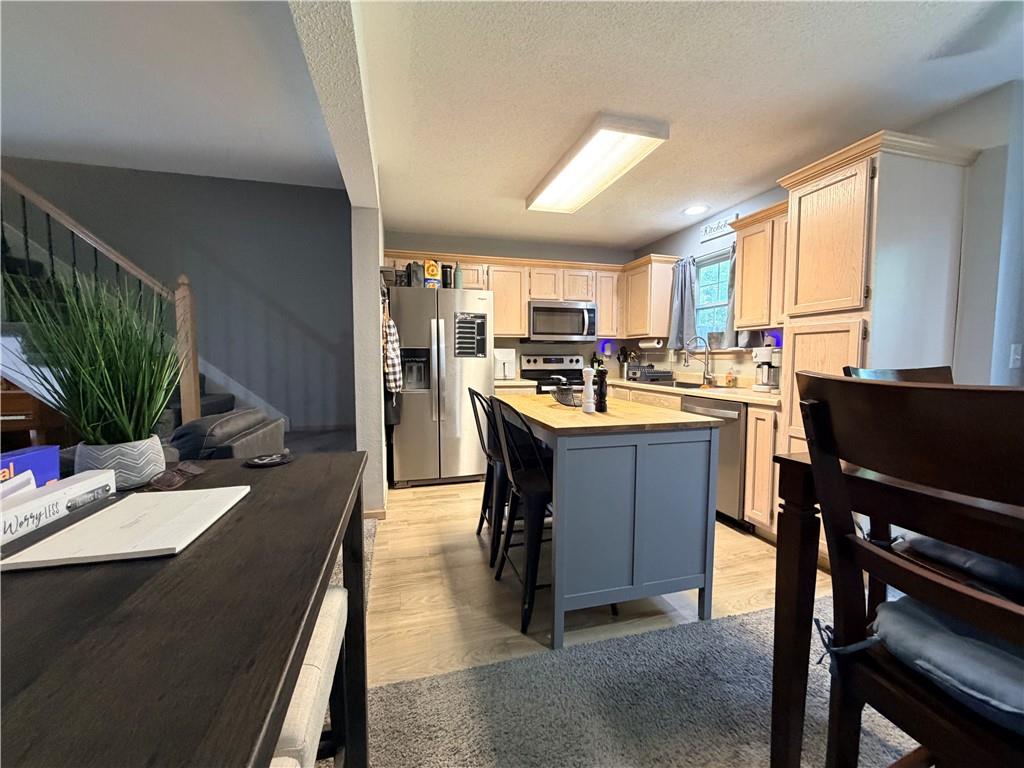 712c Se London Way Property Photo 6