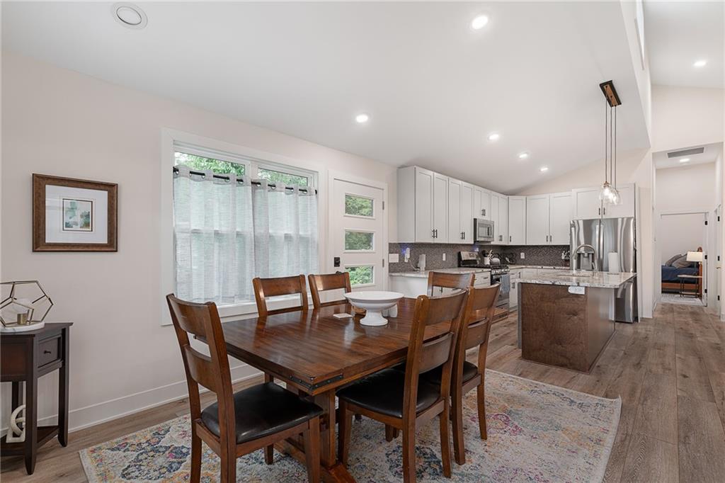 9325 Walnut Street Property Photo 7