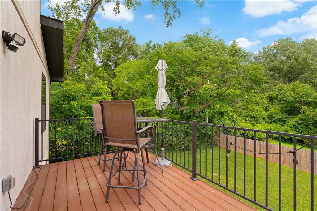 9325 Walnut Street Property Photo 13