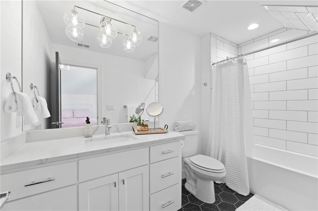 7942 Reinhardt Lane Property Photo 29