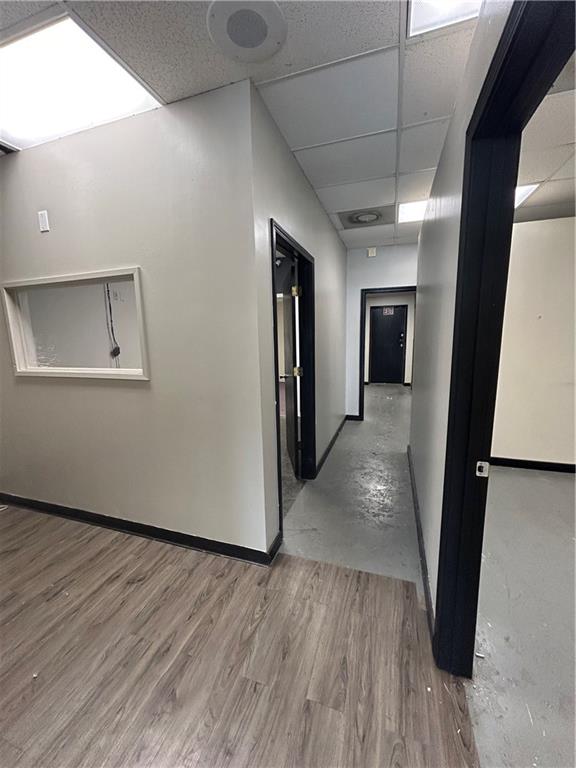 1412 S 7 Highway Property Photo 4