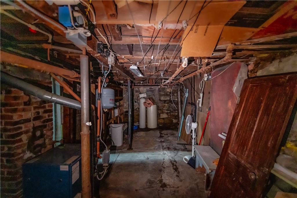 1230 1st Avenue Property Photo 23