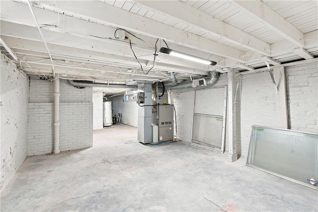 332 N Lawndale Avenue Property Photo 30