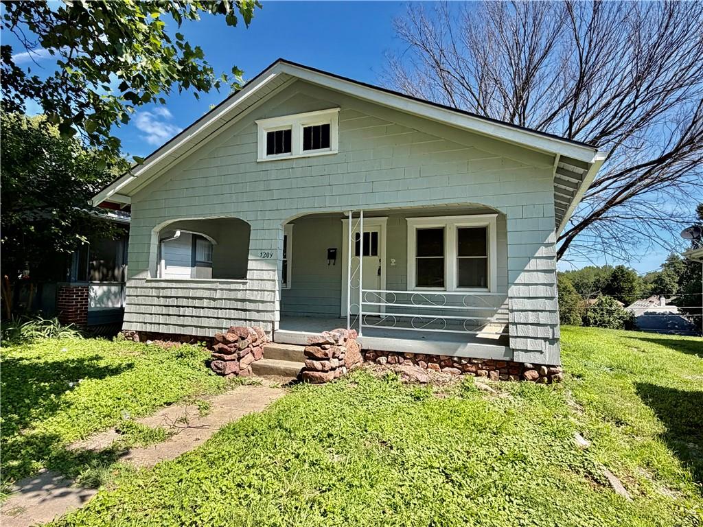 3209 Mitchell Avenue Property Photo 2
