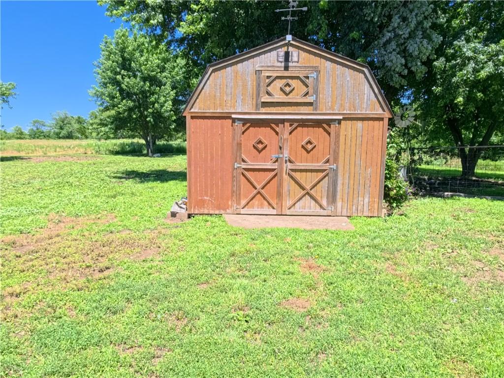 579 Hamilton Road Property Photo 7