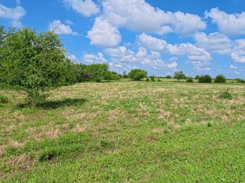 579 Hamilton Road Property Photo 22