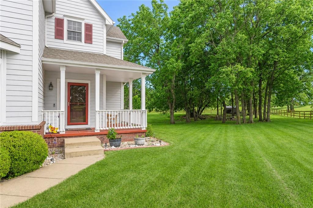 903 N 1464 Road Property Photo 4