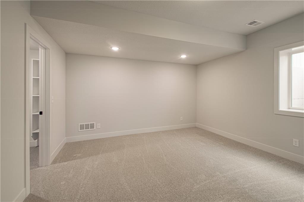 17056 W 172nd Terrace Property Photo 45
