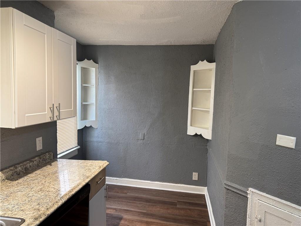 4245 Paseo Boulevard Property Photo 7