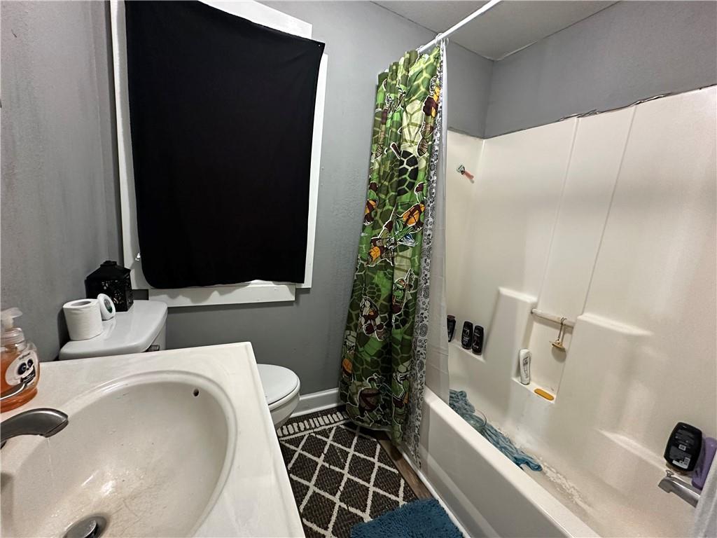 808 S Willis Avenue Property Photo 8
