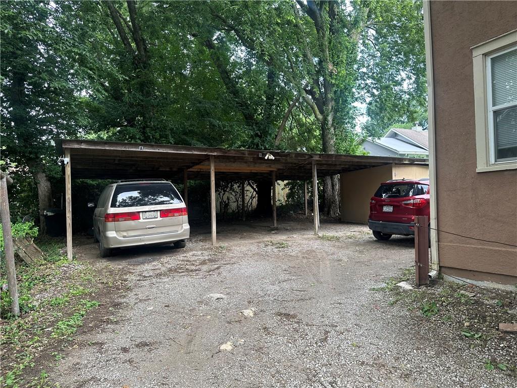 808 S Willis Avenue Property Photo 15