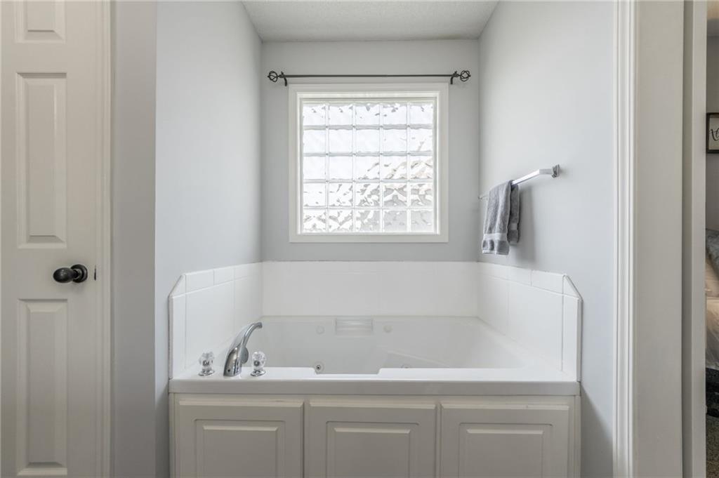 14609 N Derby Road Property Photo 27