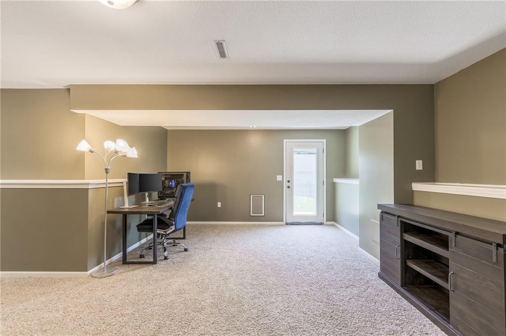 14609 N Derby Road Property Photo 37