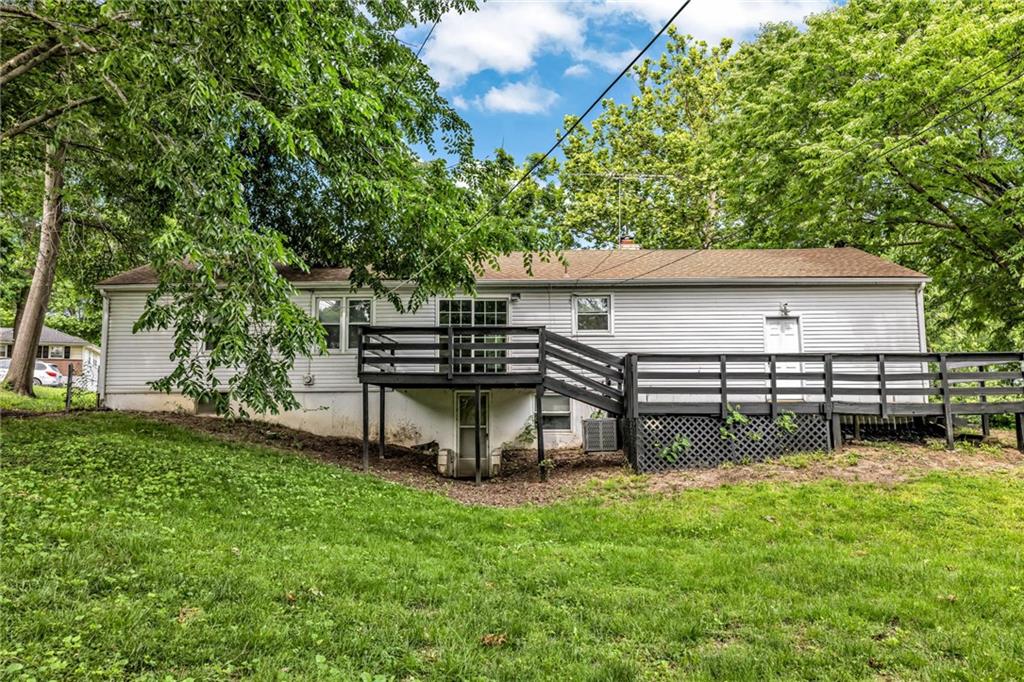 8849 N Locust Street Property Photo 24
