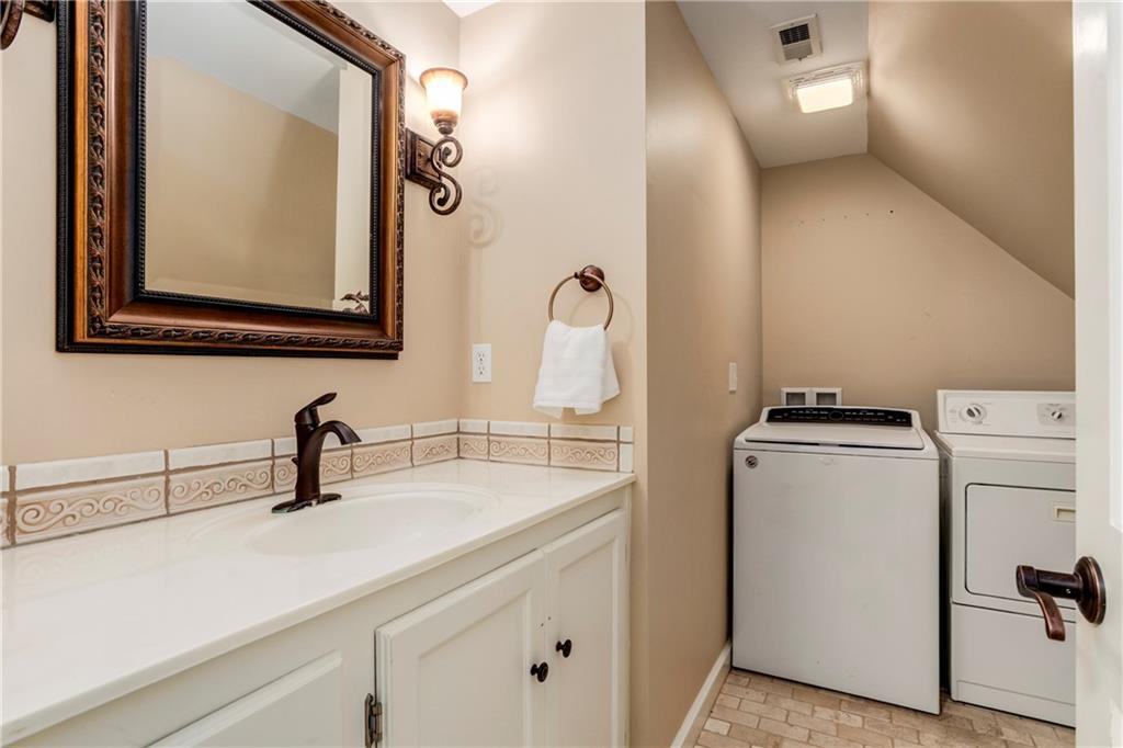 5435 Aberdeen Road Property Photo 25