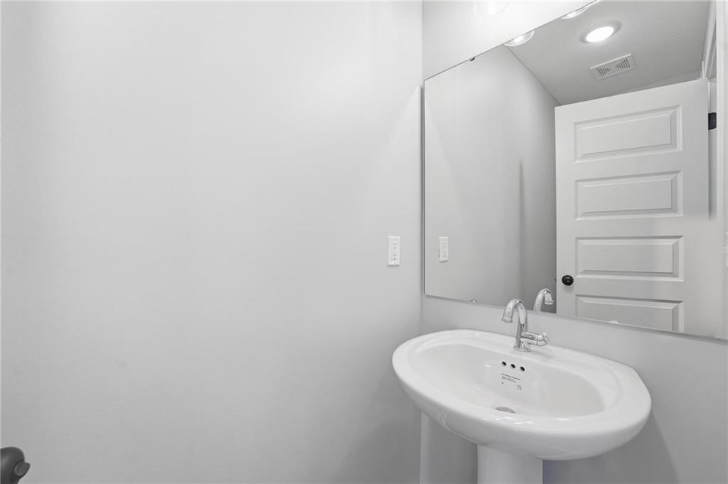 707 Glenn Circle Property Photo 21