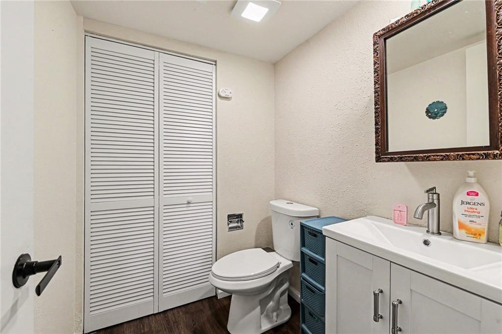 3729 Brush Creek Drive Property Photo 13