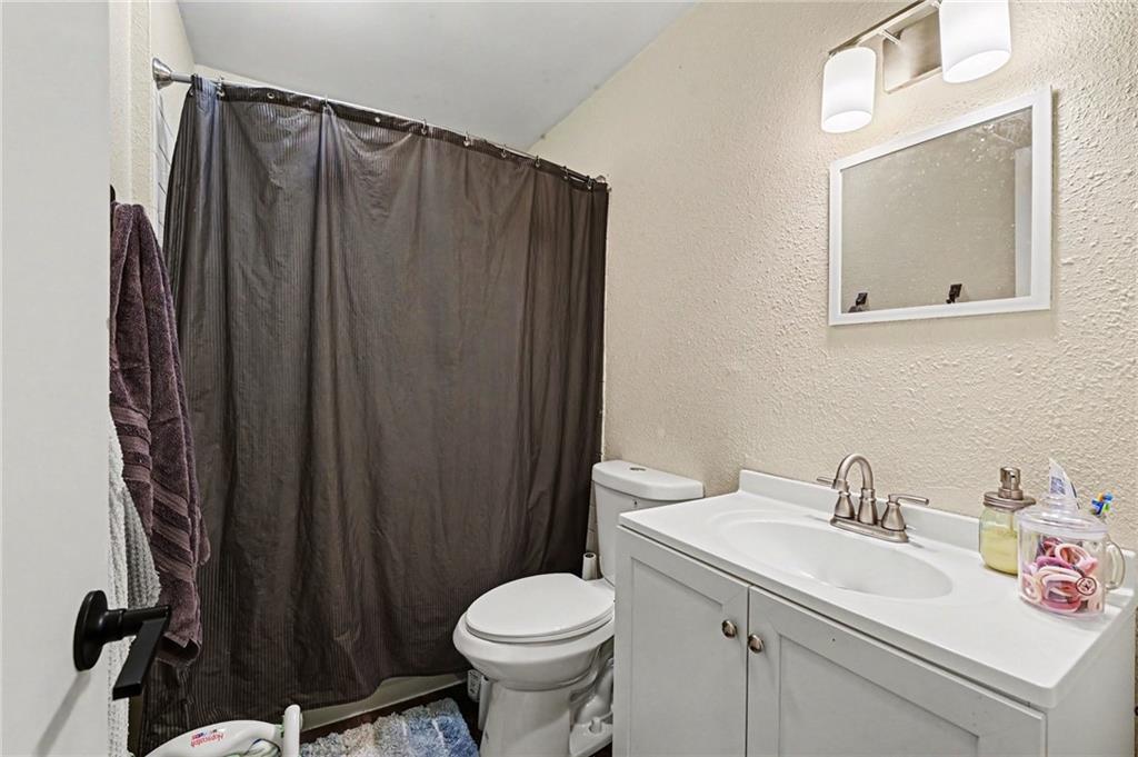 3729 Brush Creek Drive Property Photo 18
