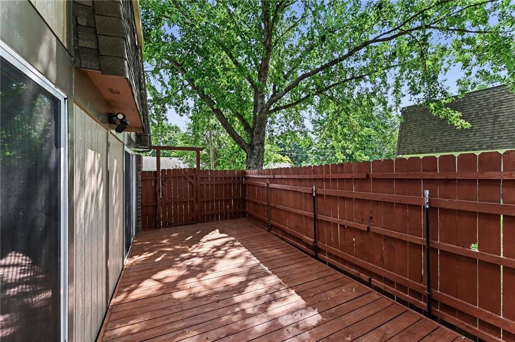 3729 Brush Creek Drive Property Photo 20