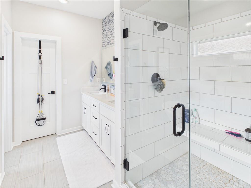 1250 Rich Boulevard Property Photo 21