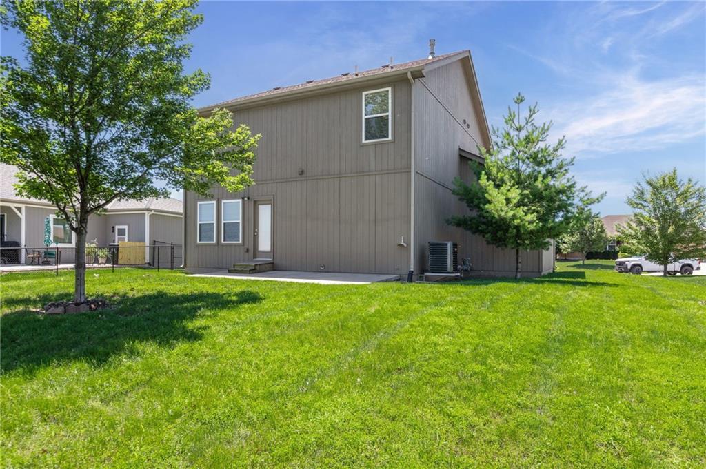432 E Pawnee Lane Property Photo 26